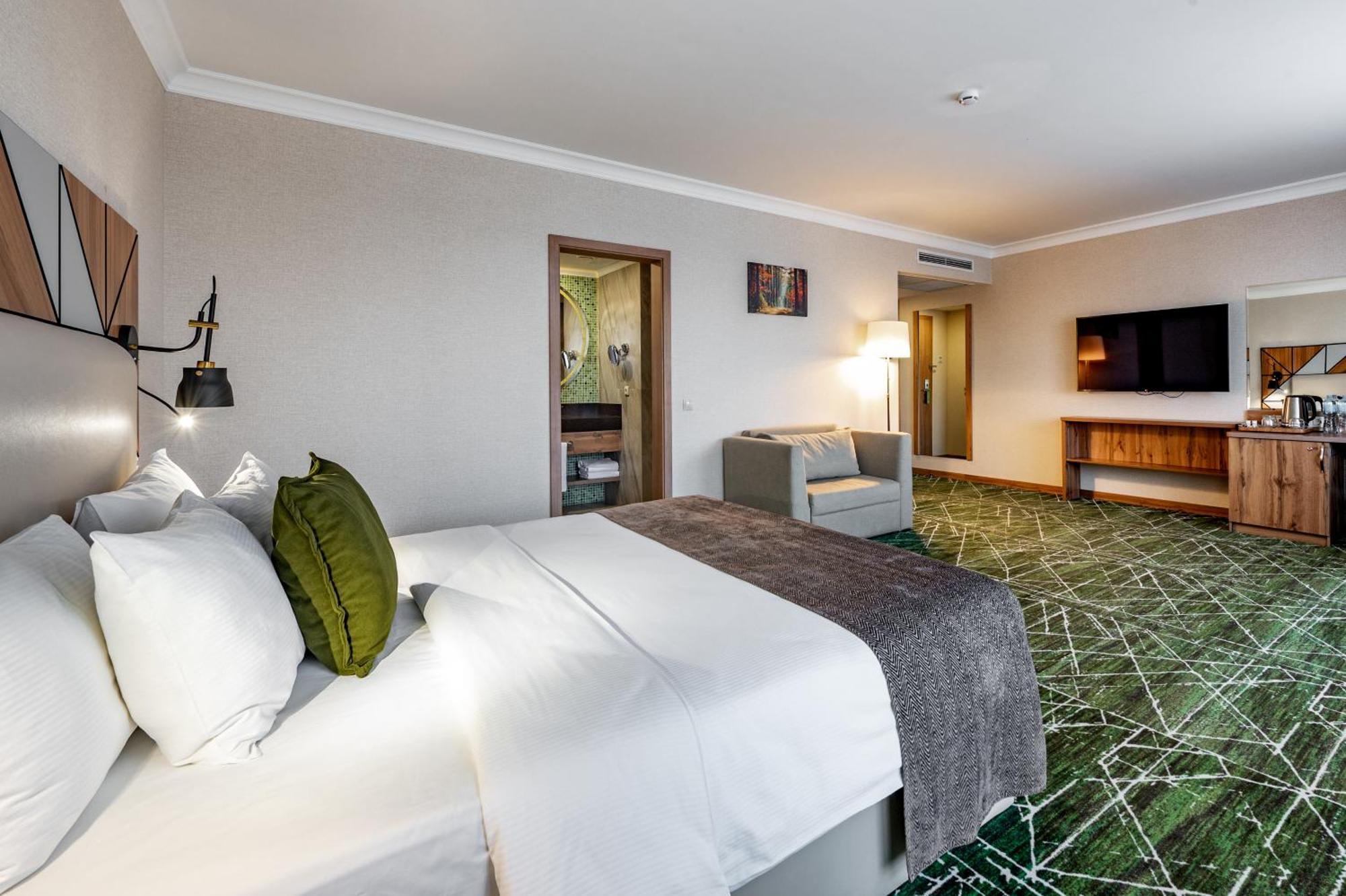 Wyndham Garden Burabay Ξενοδοχείο Εξωτερικό φωτογραφία