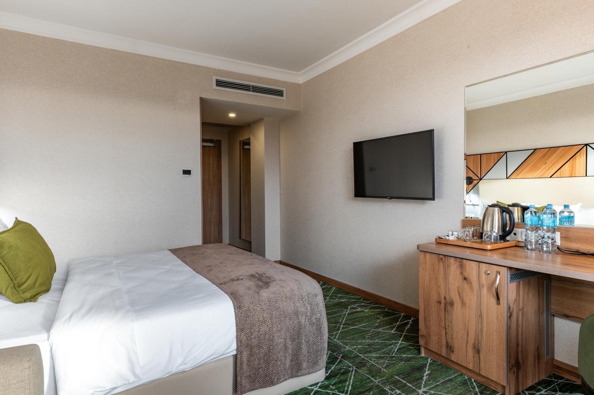 Wyndham Garden Burabay Ξενοδοχείο Εξωτερικό φωτογραφία