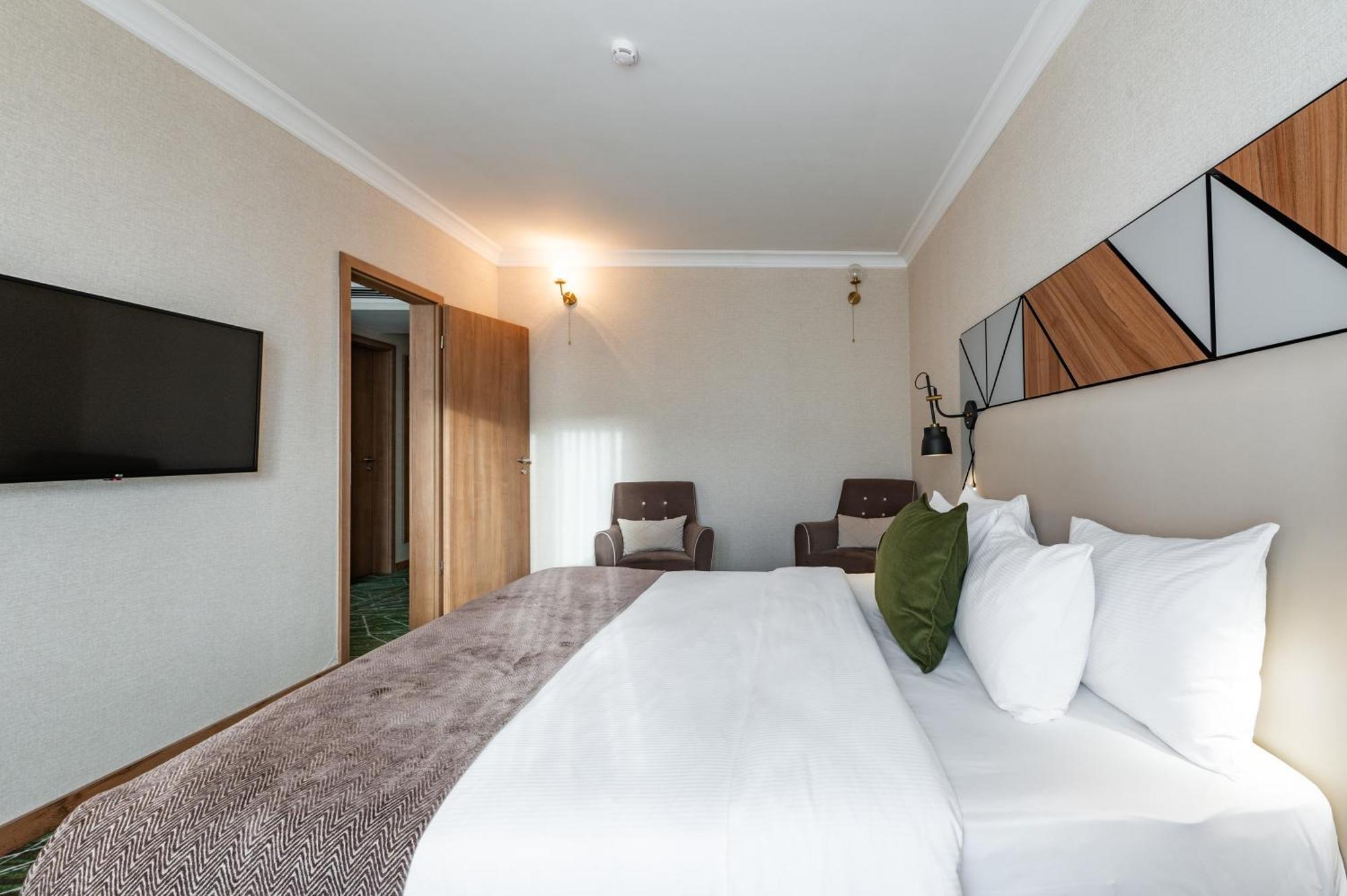 Wyndham Garden Burabay Ξενοδοχείο Εξωτερικό φωτογραφία